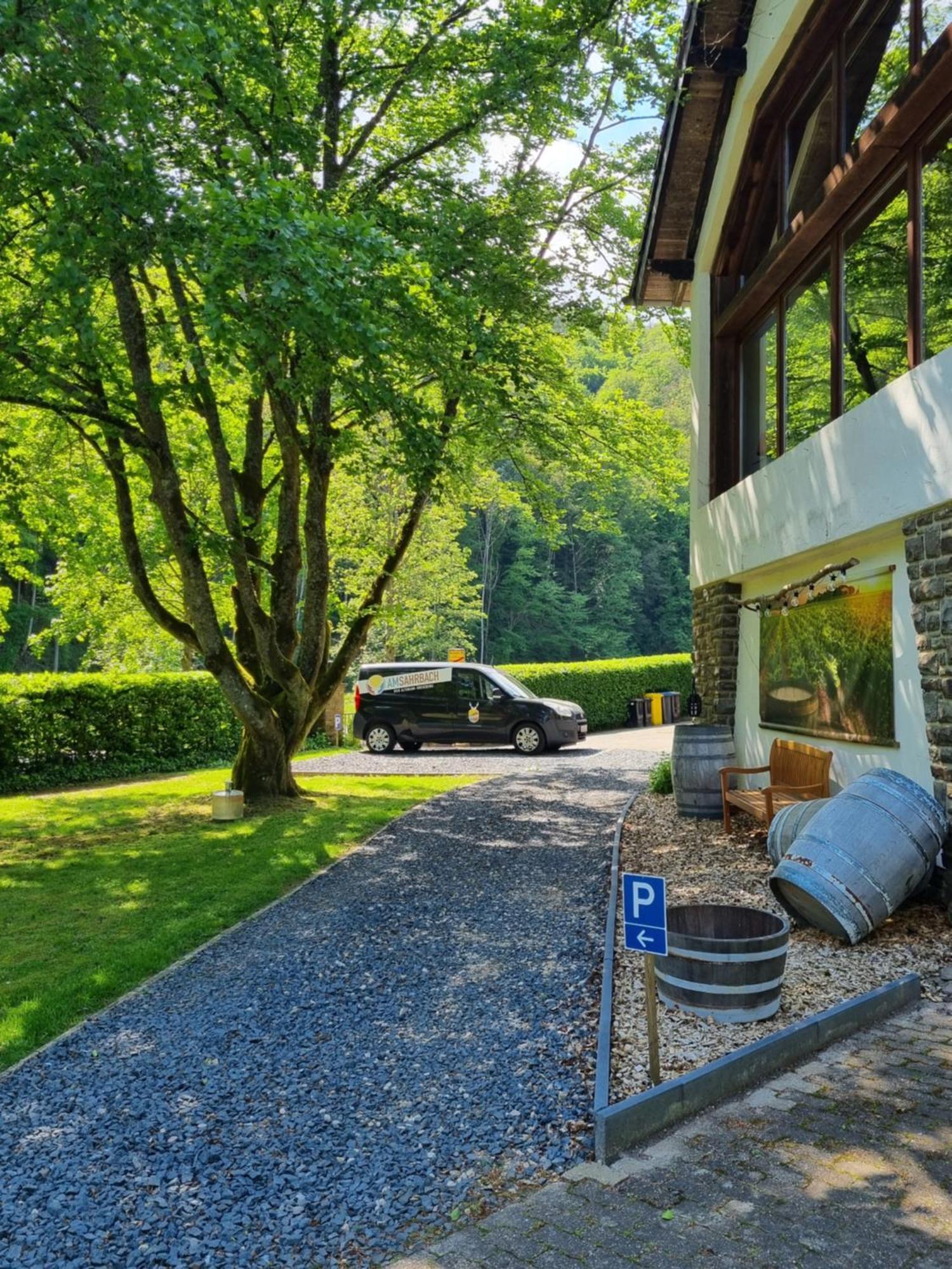B&B Am Sahrbach Altenahr Buitenkant foto